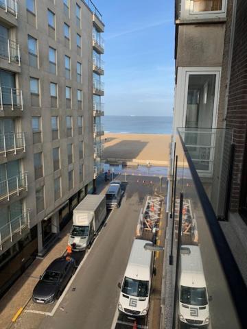 Exclusief Appartement In Hartje Zoute, Zonnig Terras Met Zeezicht Knokke-Heist Kültér fotó